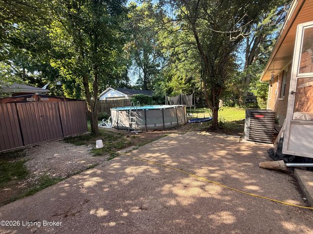 4639 Cane Run Rd, Louisville, KY 40216