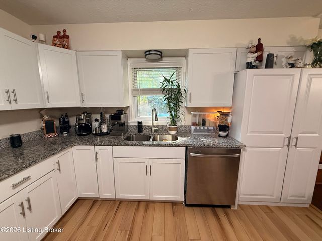 4639 Cane Run Rd, Louisville, KY 40216