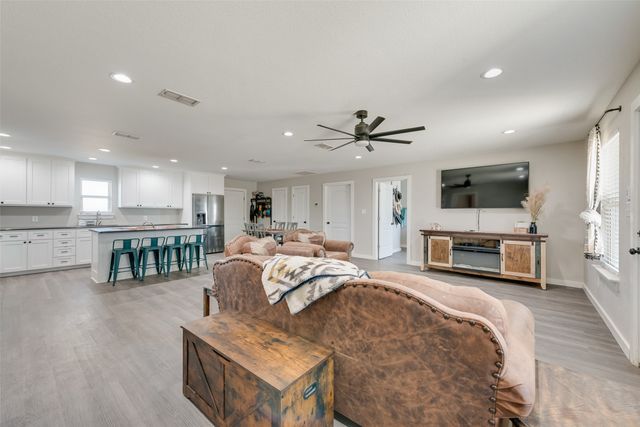 2200 County Road 801c, Cleburne, TX 76031