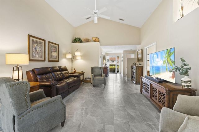 4310 SE SCOTLAND CAY Way, Stuart, FL 34997