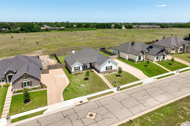 10117 Castleberry Lane, Waco, TX 76712