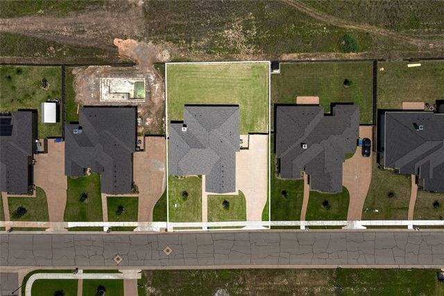 10117 Castleberry Lane, Waco, TX 76712