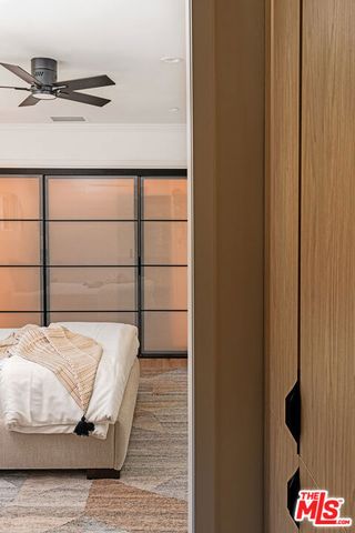 1233 N Laurel Avenue 216, West Hollywood, CA 90046