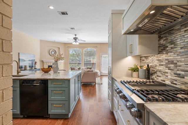 7005 Cool Canyon CV, Round Rock, TX 78681