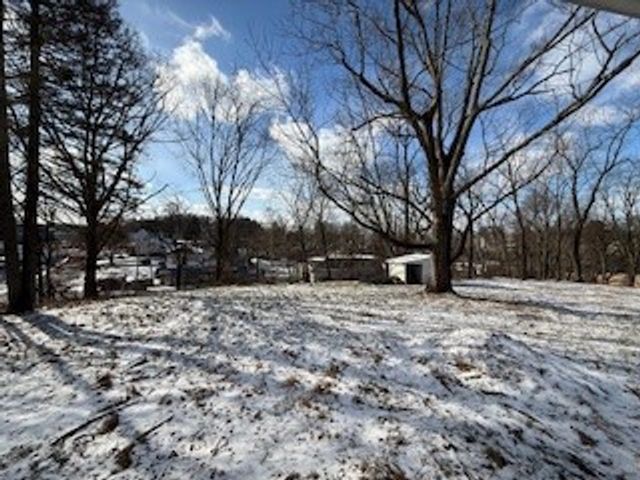 1819 Seventh Street, New Kensington, PA 15068