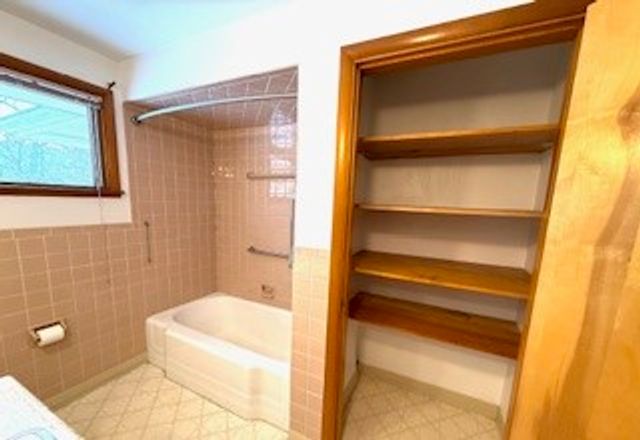 1819 Seventh Street, New Kensington, PA 15068