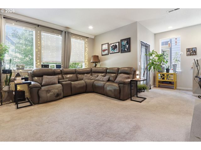 1166 Ne 5TH St, Gresham, OR 97030