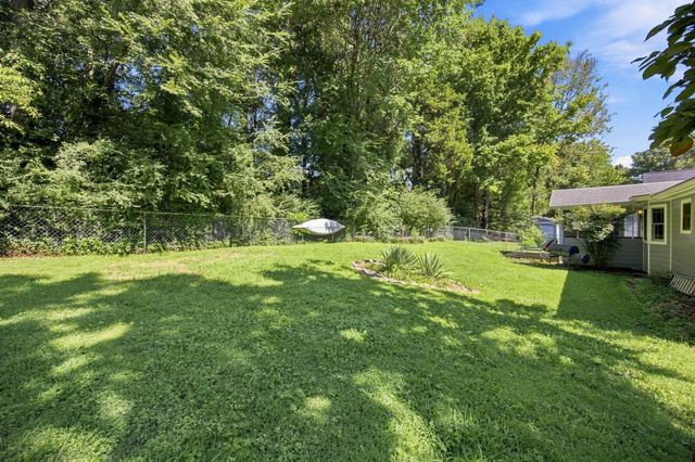 202 Ashlin Woods Dr, NE, Cleveland, TN 37312