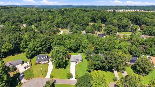 202 Ashlin Woods Dr, NE, Cleveland, TN 37312