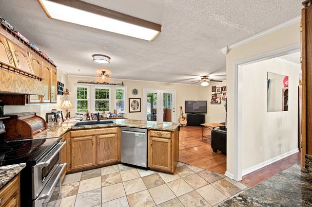 202 Ashlin Woods Dr, NE, Cleveland, TN 37312