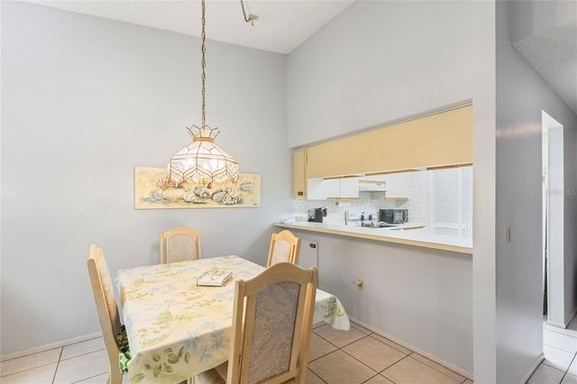 2603 OAK CIRCLE 2603, Tarpon Springs, FL 34689