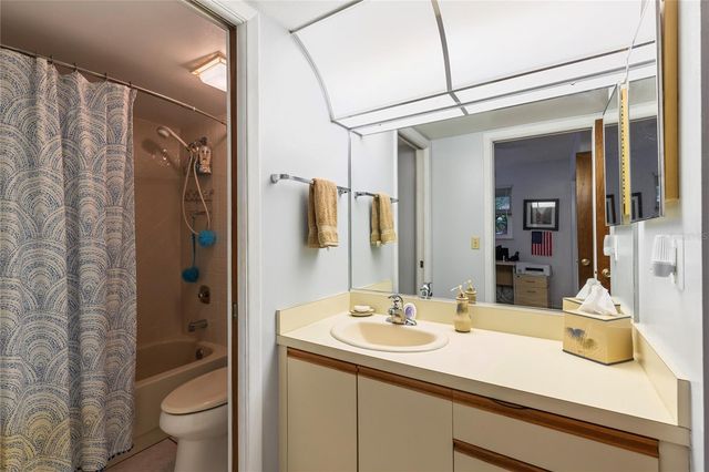 2603 OAK CIRCLE 2603, Tarpon Springs, FL 34689