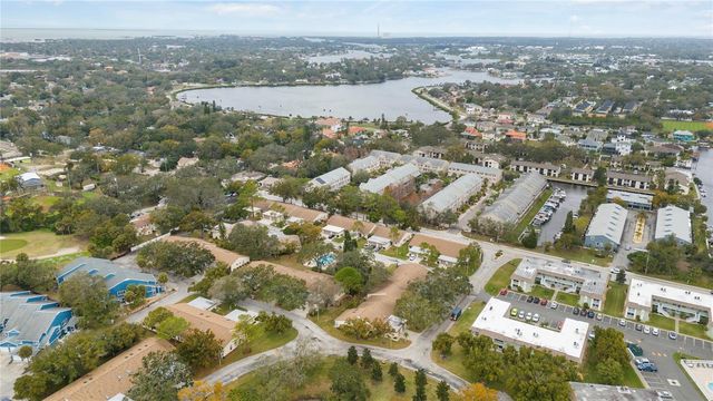 2603 OAK CIRCLE 2603, Tarpon Springs, FL 34689