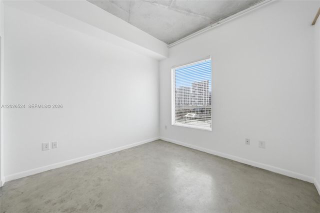 10 SW South River Dr 804, Miami, FL 33130
