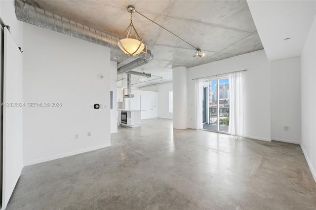 10 SW South River Dr 804, Miami, FL 33130