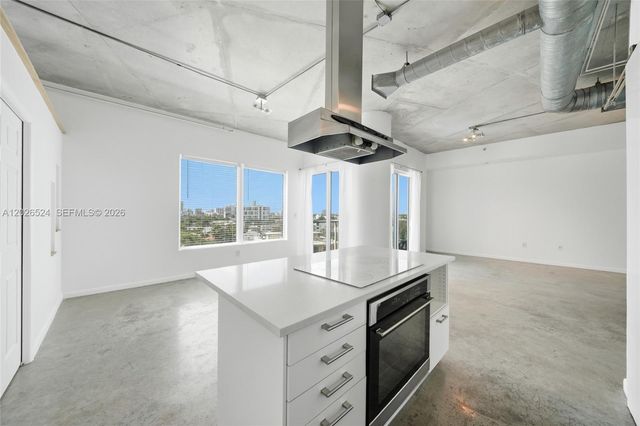10 SW South River Dr 804, Miami, FL 33130