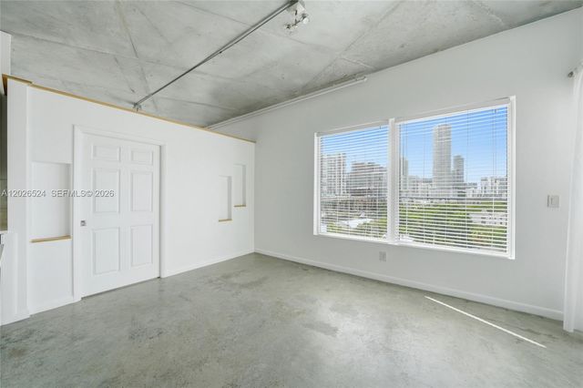 10 SW South River Dr 804, Miami, FL 33130
