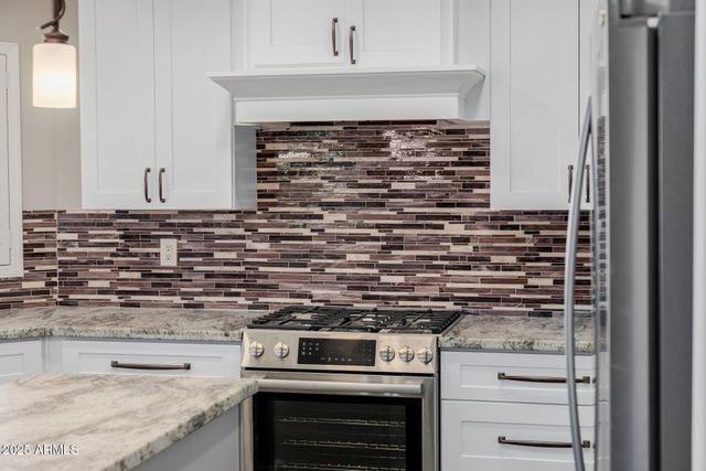 16809 S 33RD Way, Phoenix, AZ 85048