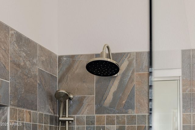 16809 S 33RD Way, Phoenix, AZ 85048