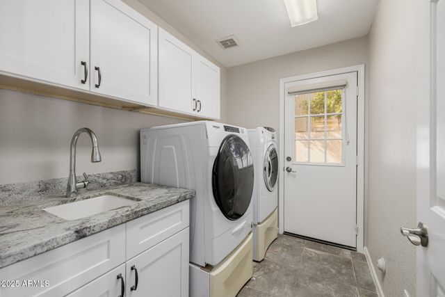 16809 S 33RD Way, Phoenix, AZ 85048