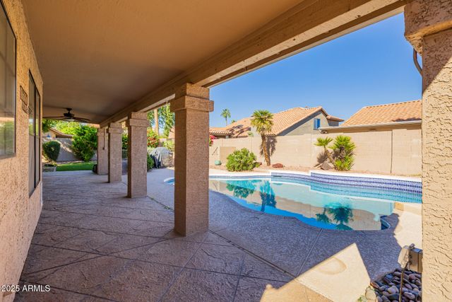 16809 S 33RD Way, Phoenix, AZ 85048