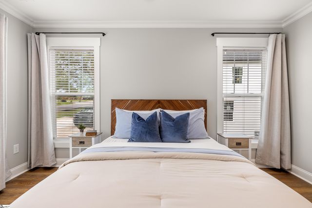 570 Lowndes Hill Road, Greenville, SC 29607