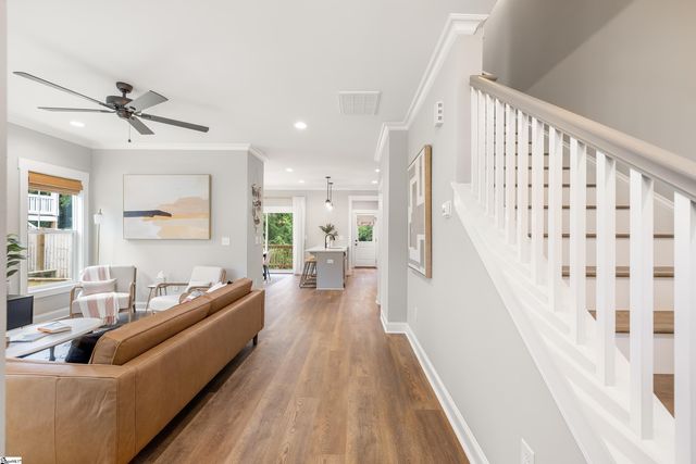 570 Lowndes Hill Road, Greenville, SC 29607