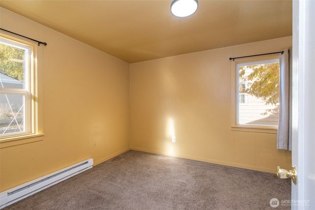 938 E 6th Street, Port Angeles, WA 98362