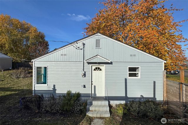 938 E 6th Street, Port Angeles, WA 98362