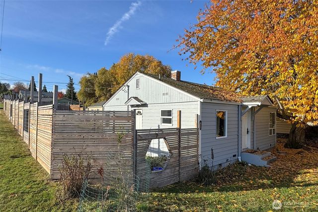 938 E 6th Street, Port Angeles, WA 98362