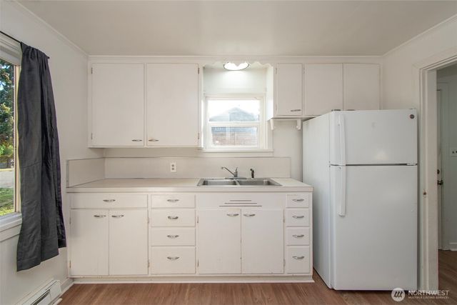 938 E 6th Street, Port Angeles, WA 98362