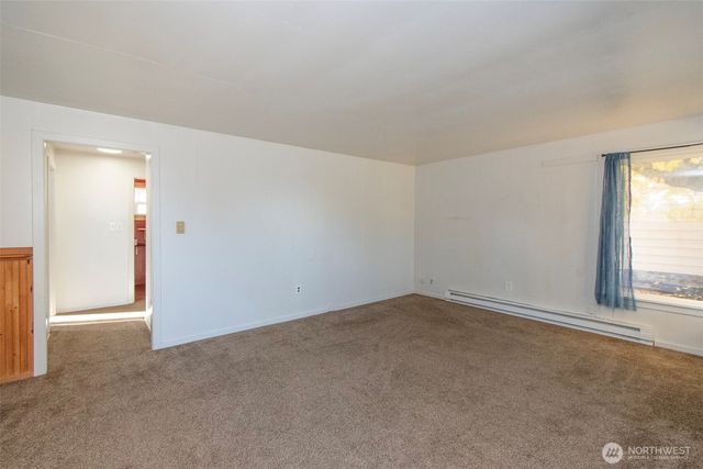 938 E 6th Street, Port Angeles, WA 98362