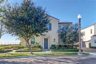 158 Falcon, Irvine, CA 92618