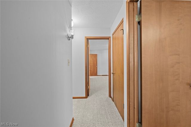 7492 James Drive, Middleburg Heights, OH 44130