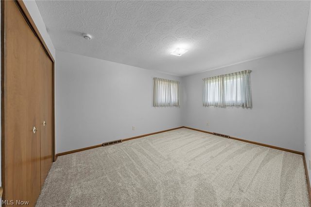 7492 James Drive, Middleburg Heights, OH 44130