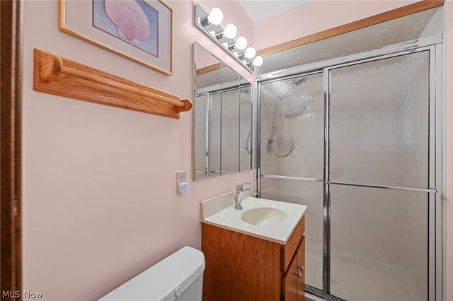 7492 James Drive, Middleburg Heights, OH 44130