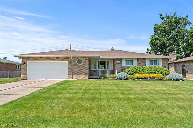 7492 James Drive, Middleburg Heights, OH 44130