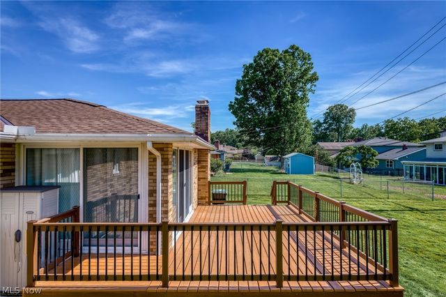 7492 James Drive, Middleburg Heights, OH 44130