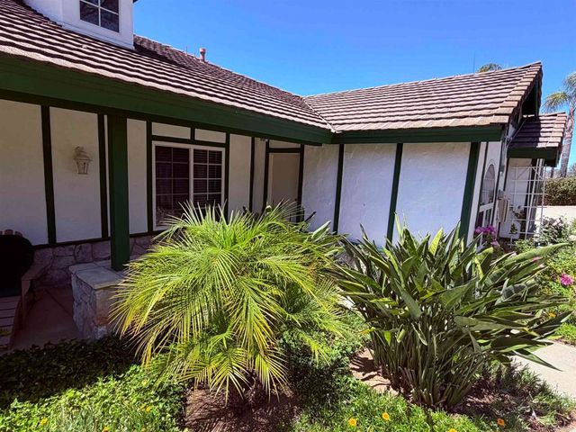 524 Rosvall Dr Drive, Fallbrook, CA 92028