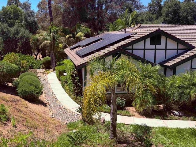 524 Rosvall Dr Drive, Fallbrook, CA 92028