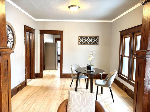 1119 W BENT AVENUE, Oshkosh, WI 54901