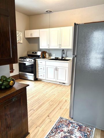 1119 W BENT AVENUE, Oshkosh, WI 54901