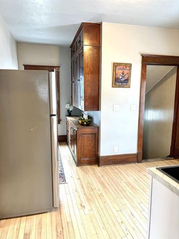 1119 W BENT AVENUE, Oshkosh, WI 54901