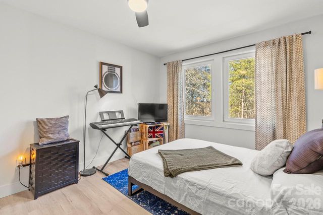 221 Newbold Street, Lincolnton, NC 28092