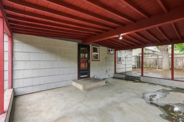 3204 E 20th Ave, Spokane, WA 99223