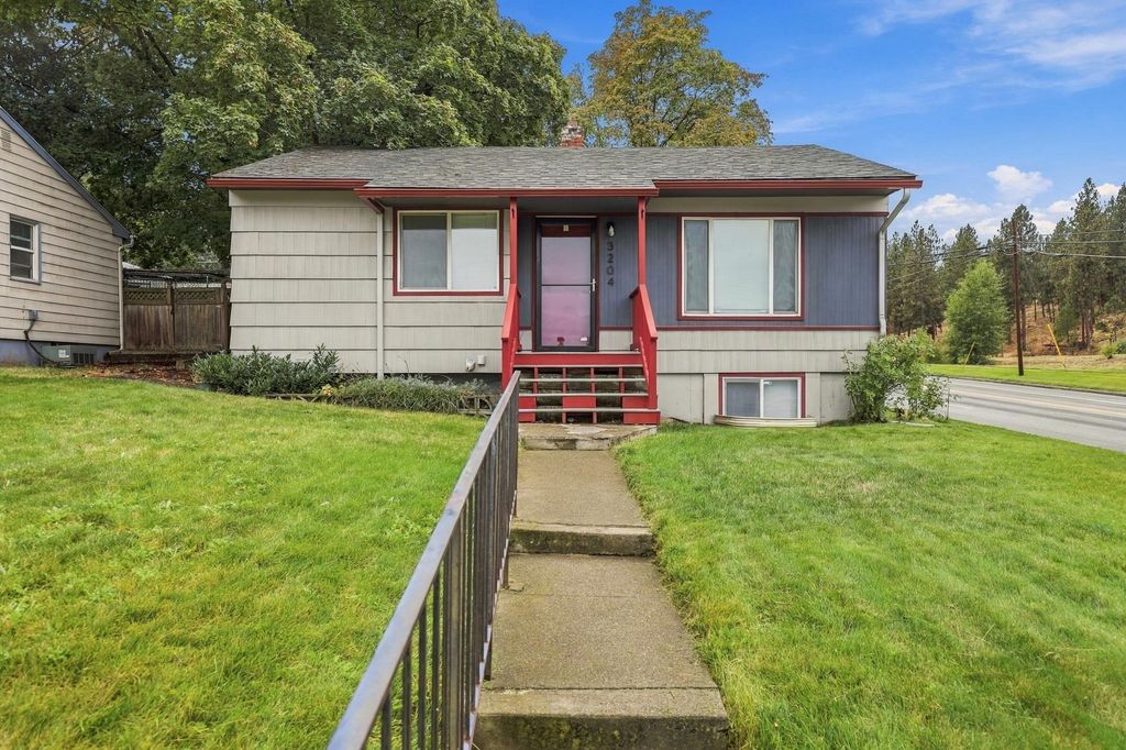 3204 E 20th Ave, Spokane, WA 99223