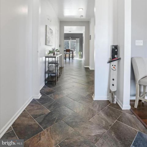 456 FLIGHT O ARROWS WAY, Martinsburg, WV 25403