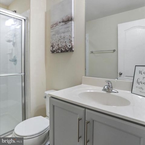 456 FLIGHT O ARROWS WAY, Martinsburg, WV 25403