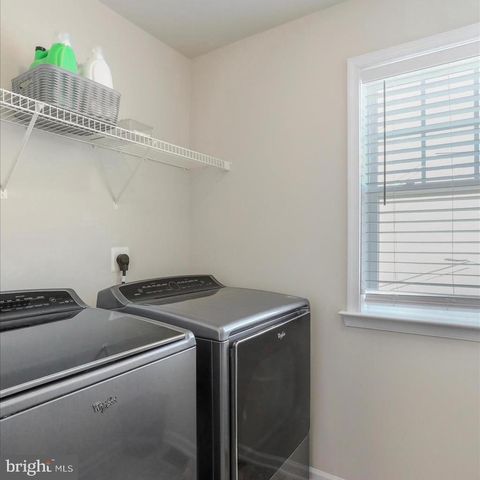 456 FLIGHT O ARROWS WAY, Martinsburg, WV 25403