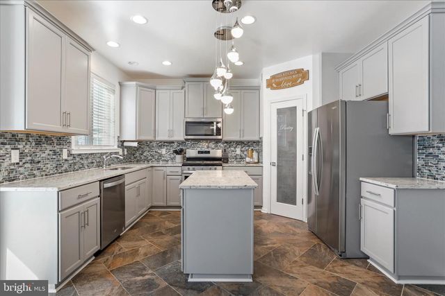 456 FLIGHT O ARROWS WAY, Martinsburg, WV 25403